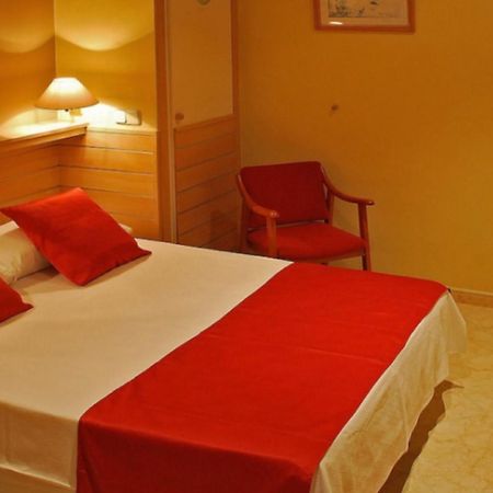 Hotel Piccadilly Sitges Ngoại thất bức ảnh